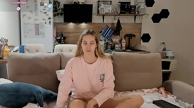 Hot__K - smear my body with lotion