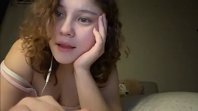 VivianLady - Lick my fingers in naughty way :) 😈