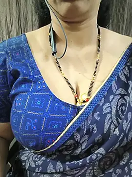 Bhuvana_555 - Boobs on honey