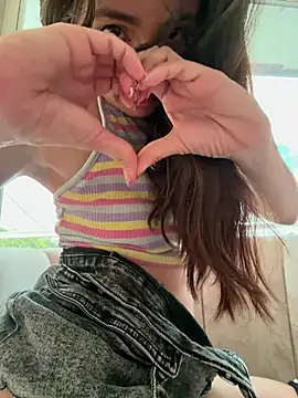 Ginny_ross - SHOW NIPPLE
