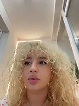CurlyDaisy - suck me baby+2 min Ct LT