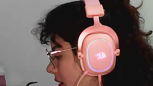 Owly_bloom - cream in ass