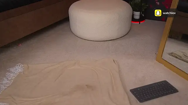 Lexi_Reed - 🔥LAST TIPPER WINS 3min TOY CONTROL🔥