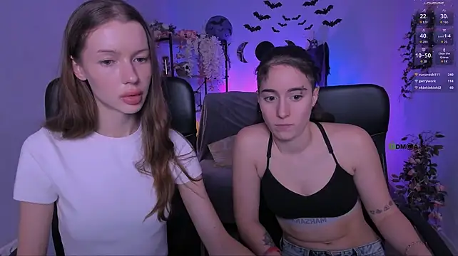 Khloebeauty - massage her tits