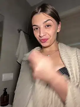 KatyOops - NAKED TOY CTRL 1M