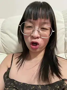 Lmm888 - 脫掉上衣