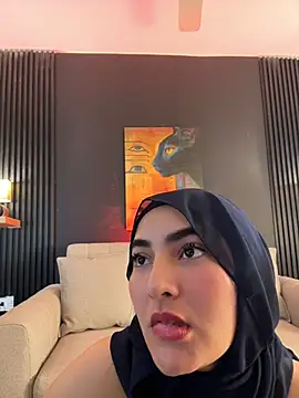 Malika_Noor - 2 finger pussy