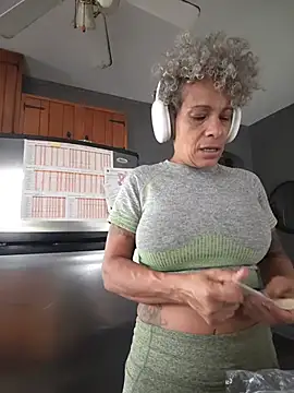 CeceilaMoon - blue anal beads in and out