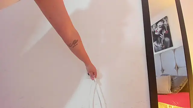 Ariel_star1 - rub my clit😈