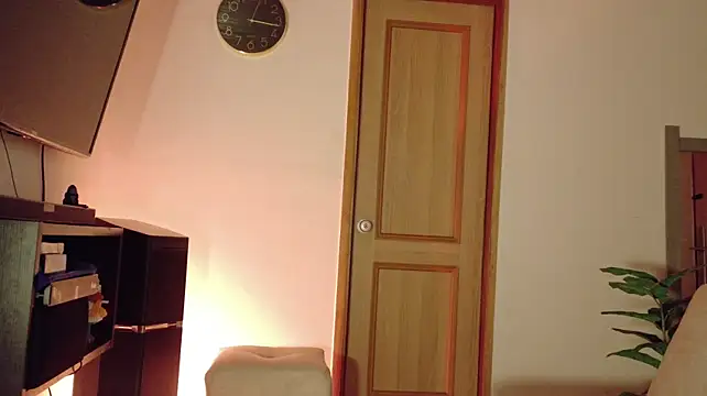Emma_webbb - PLUG ANAL