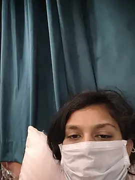 Indian_priya_ - Face in public