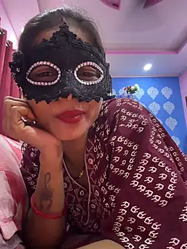 ADV_AYESHA - Public showing boobsss