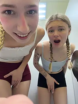 Lia-see-ya - Hey Lia! Hey Mia! 🥰✌🏼