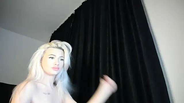 Savylisa - naked doggy