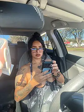 Controllercutie - Play with big clit!