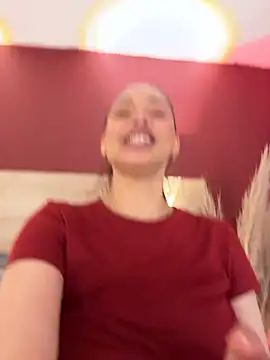 Evangelineroos - FUCK MY PUSSY ON PUBLIC