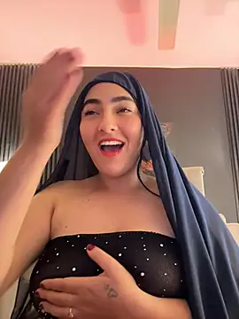 Malika_Noor - sexy dance oil