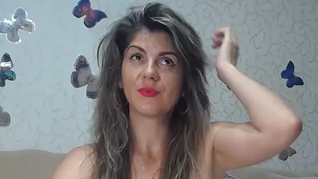 Karinnne - 💖i take off my bra 💖