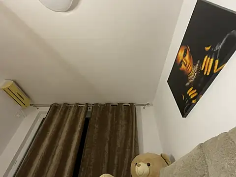 BlueEyes_BB - Suck finger and play with tongue