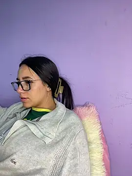 Marianahb-e - Flash body naked