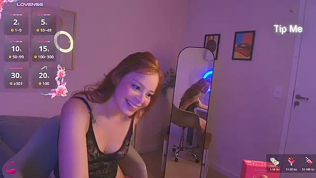 Priscilla_Smith - flash titis 🤩