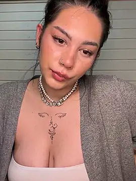 Lora_meow