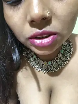 Yourmanu - Weke up and fuck her