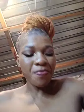 QUEENASHxXx - Daddy is home to fuck mummy demmmm