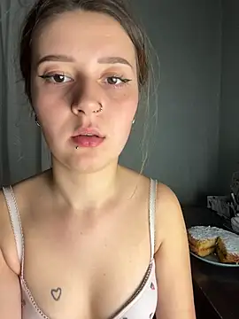 KiraSakura - TAKE OFF PANTS