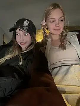 Elsawhere - ELSA SHOW BOOBS 60 SEC 😱🍒