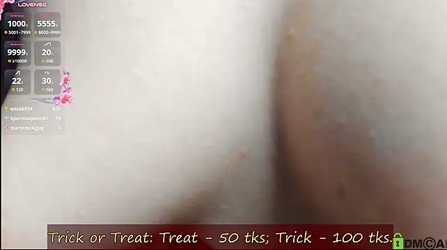 BabbbyFoxxx - 🎃 Treat - 50 tks; Trick - 100 tks.🎃