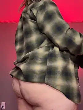 MAXXXTV - Last tip gets 2 squirt videos!