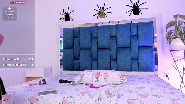 Emma_collins01