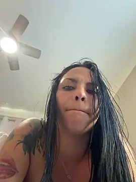 Naughty_Bianca - Show tits and play 🔥
