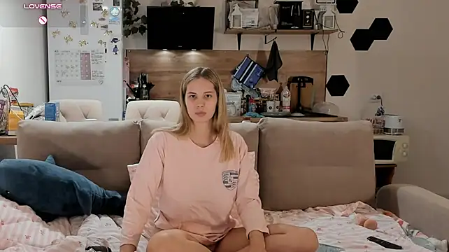 Hot__K - smear my body with lotion