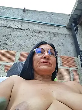 Maturexxxnaughty - A lollipop in my ass, and I suck on it.