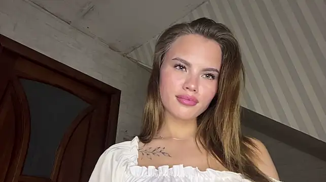 AnderaCalrk - Change into all sexy top