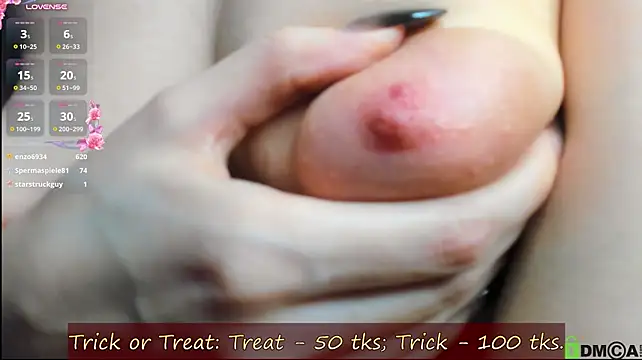 BabbbyFoxxx - 🎃 Treat - 50 tks; Trick - 100 tks.🎃