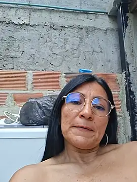 Maturexxxnaughty - A lollipop in my ass, and I suck on it.