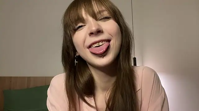 Lia_Kim_ - flash tits