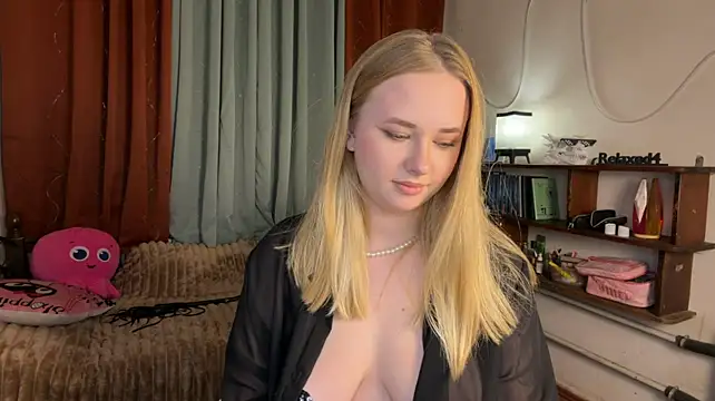 Emma_Ante - Ass in nylon, upclose