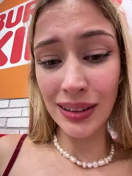 Blonde_exe - show boobs among people at BK