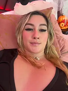 MaryDeniro - tour body + closer cam 😏🙈🤗🫠
