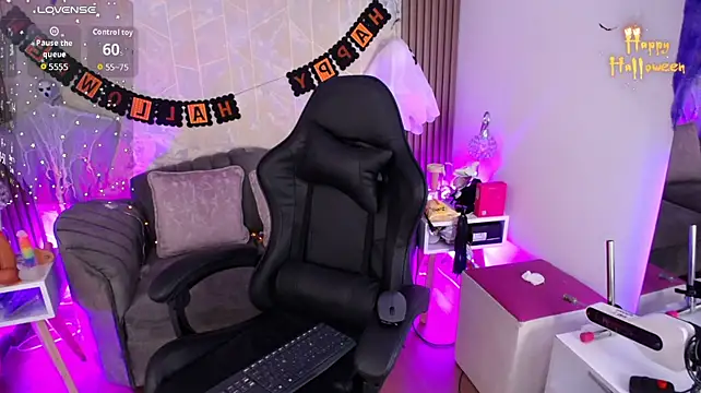 Raven_Wood - Flash tits