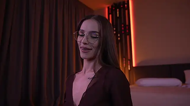 Oliviabennett2022 - Striptease...