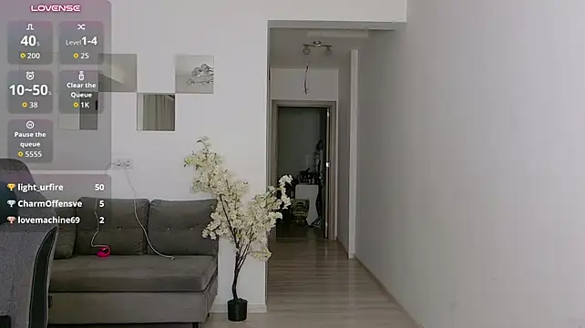 LovelyBianca - PUSSY PLAY💦😈