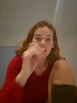 Sweetsophie69 - boobs out 5 min
