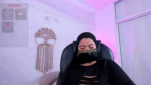 Dalia_aisha - control toy 1 min