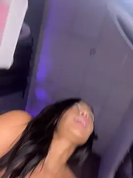 NaylaViceXXX - FINGERING PUSSY CLOSE UP