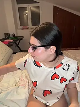 Vanessafasanellivip - Massaggio in piedi con olio (nuda)